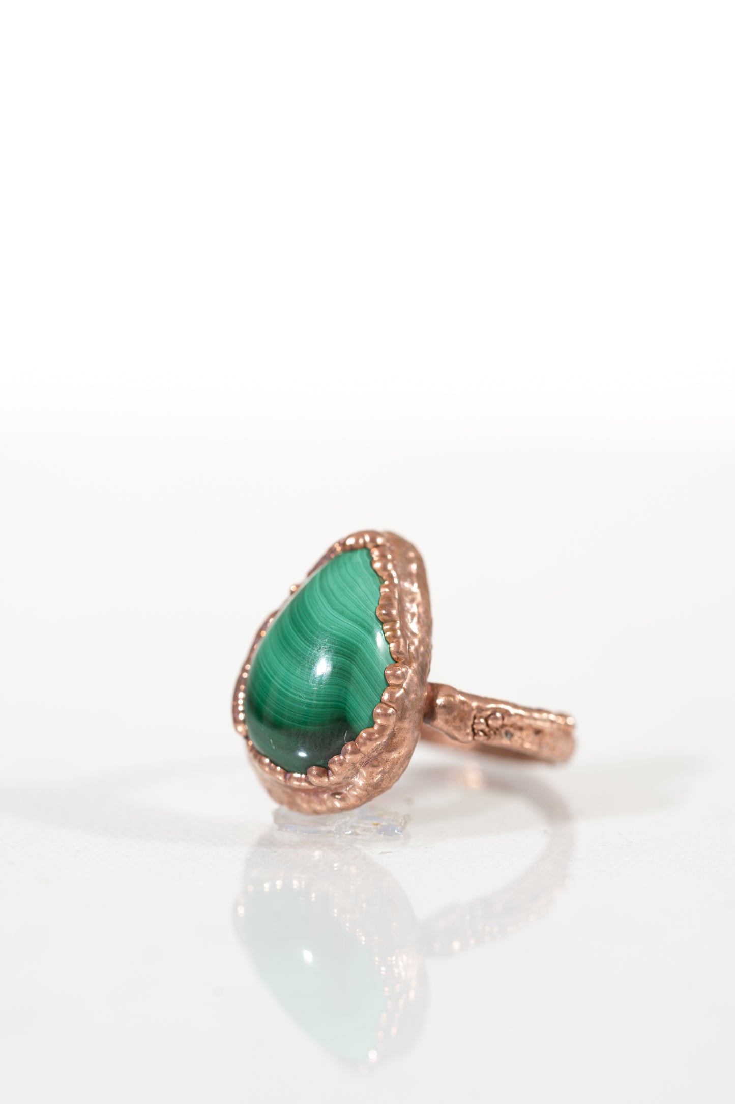 Organic Setting Malachite in Copper sz 7