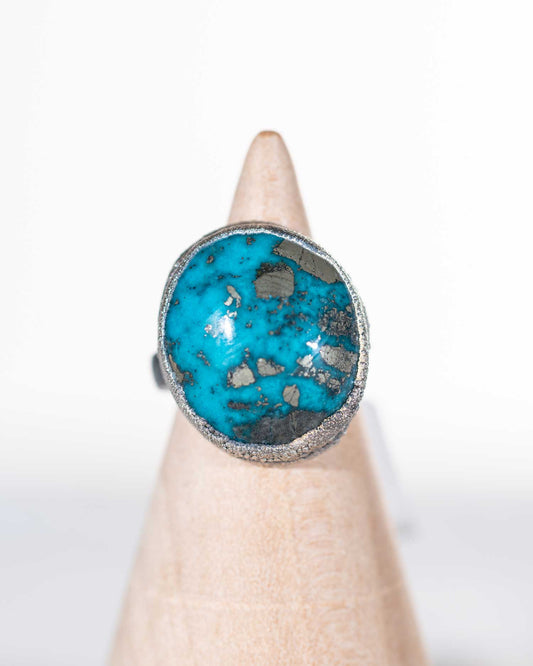 chunky oval turquoise ring